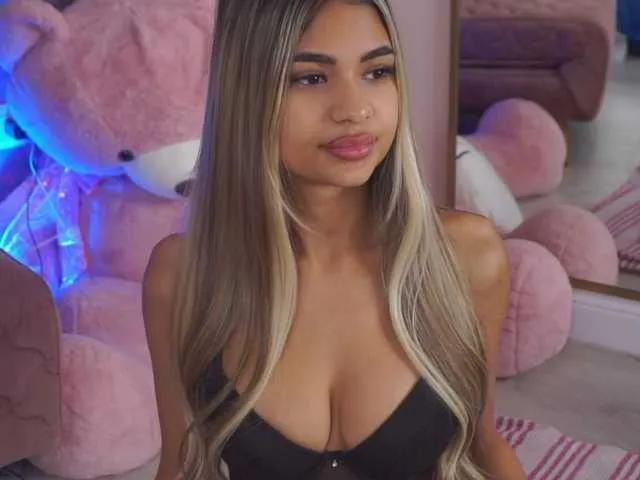 AshaYuva on BongaCams 