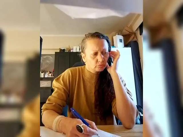 SmileDance — Freechat on BongaCams
