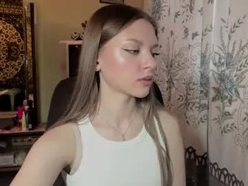 _monaflame_ — Take off top |Hello! Im Mona and Im new here! #shy #18 #new #skinny #cute #girl [113 tokens remaining]