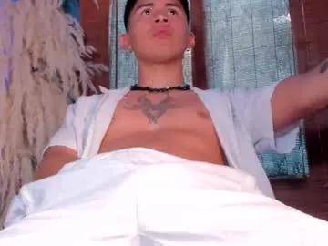daveel_hot — play fuck machine [500 tokens left] #teen #femboy #boys #latino #18