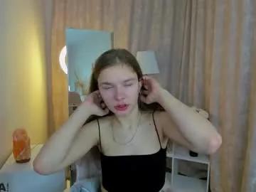eva_bake — hi Eva! [7 tokens left] Hello everyone, I'm Eve! I am very shy, and I hope you suport me on my 3 day on this site! #shy #new #18 #young #ass