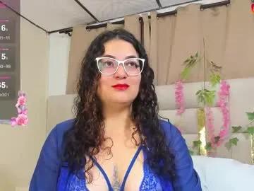 eva_rosse69 — Goal: Bounce my tits in bra  #bigpussylips #bigclit #squirt #anal #latina - Next Goal: bare breasts 