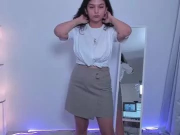 i_n_d_i_c_a on Chaturbate 