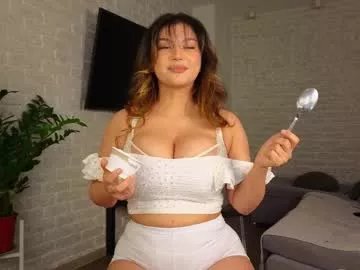 i_n_d_i_c_a on Chaturbate 