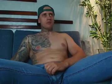 joeysexx1 — Welcome to my room! - Goal: Start by erecting my cock, masturbation to two hands until I cum in my chest [2000 tokens left] #bigcock #cum #muscle #bigdick #master