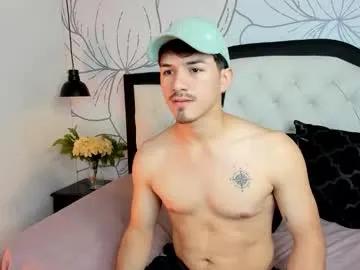 justin_spencer — fingers in ass [200 tokens left] #femboy #cum #anal #lovense #twink