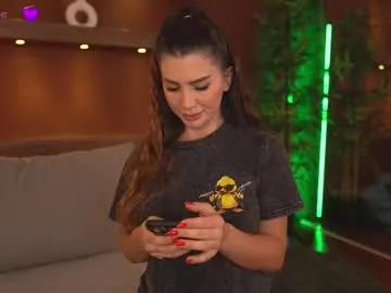 justinnejade — Seduce my mind and you can have my body. with my fav earthquake vibes 111/222/333   #bigboobs #bigass #lovense #feet #squirt