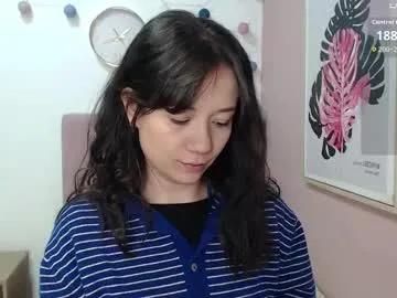 lanna_mills — Complety naked (striptease) [48 tokens left] play whit a dildo free in premium pvt  #daddy #anal #nature #c2c #lovense