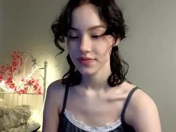 liaglamour — hi i'm Lia! help me reach 400 thumbs up // Goal: show my look  [25 left] // #new #18 #shy #cute #teen