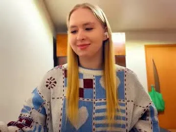 linncrisafi — Hello, I'm Rose Second day online Goal: dance a little)  #new #18 #cute #shy #curvy [77 tokens remaining]