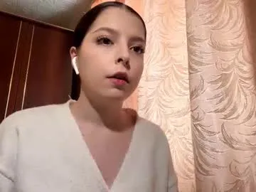 loanmittendorf — Goal:Show outfit  I'm Sandy, I'm #18 yo and I'm #new here. Glad to see you! #cute #shy #teen [35 tokens remaining]