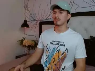 luna_stanford — play with the carrot until it drips [404 tokens left] Sexxy Luna  #femboy #hairy #anal #couple #twink