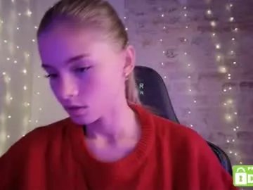 roxxxie_reid on Chaturbate 