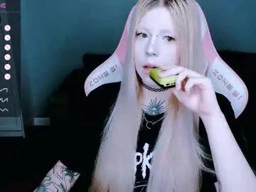 succubus_leslie on Chaturbate 