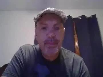 sullydog48 on Chaturbate 