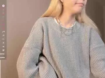 tyty_pupu — Ticket Show Today!Goal: Suck fingers and eye contact    #lovense #bigtits #shy #new #young [22 tokens remaining]