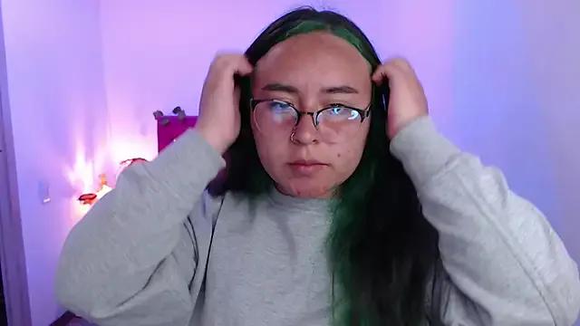 _MissMegann — Remove dress
