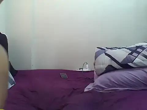 AddictiveAssCurves — Freechat on StripChat