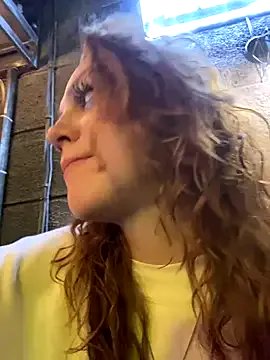 Anny_Blossom on StripChat 