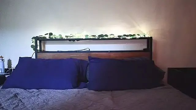 AussieKittyPurr on StripChat 