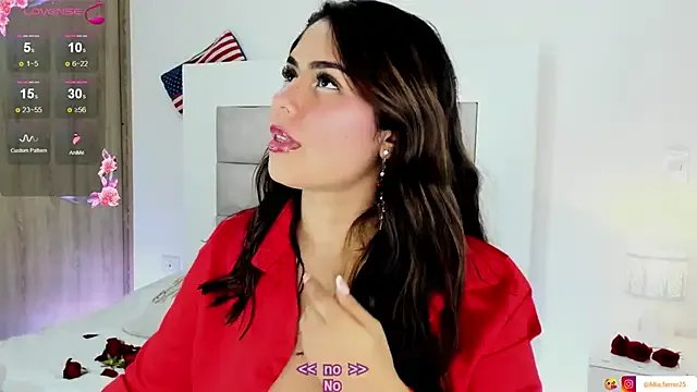 Goddess_mia2 on StripChat 