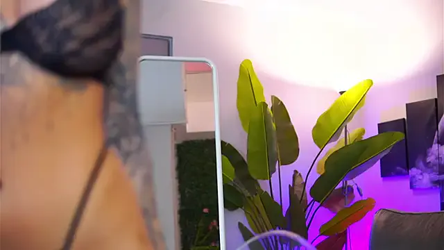 Ivy_Trix — Juices over your faceeeee