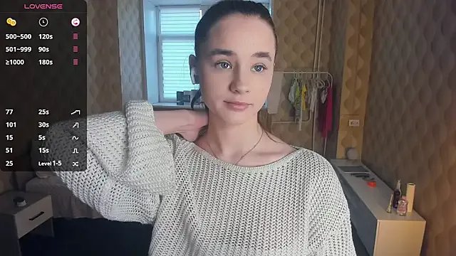 JinnyMcie on StripChat 