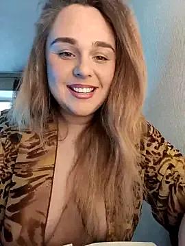 Juicy_PeachLux — Make me wet for a lessons