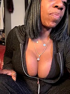 Kennady_Buxum_Goddess on StripChat 