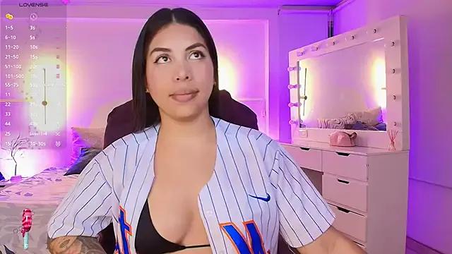 kloe28 — naked+ Oil tits