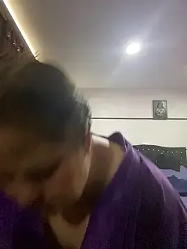 nathyyxox on StripChat