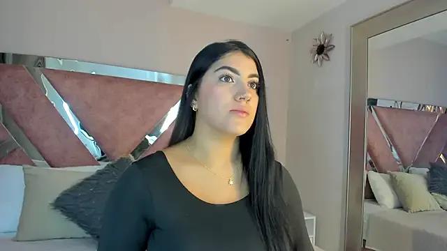 PaulinaDuarte — Bounce my tits in your face