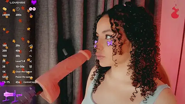 Queen_Deepthroat on StripChat 