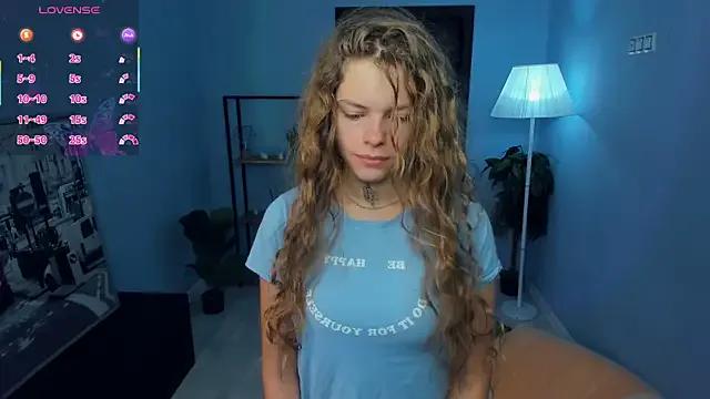 RayaNenlia on StripChat 