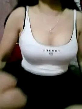 SansanCii on StripChat 
