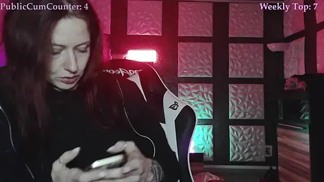 SweetSeraphine on StripChat 