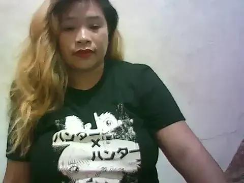 wet_babexxx — I BROKE HERE  UR HORNY LETS HELEP EACH O